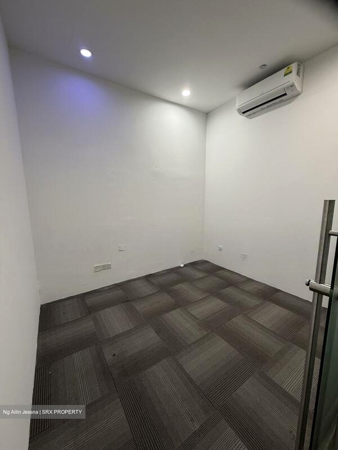 Westway (D5), Retail #506922391